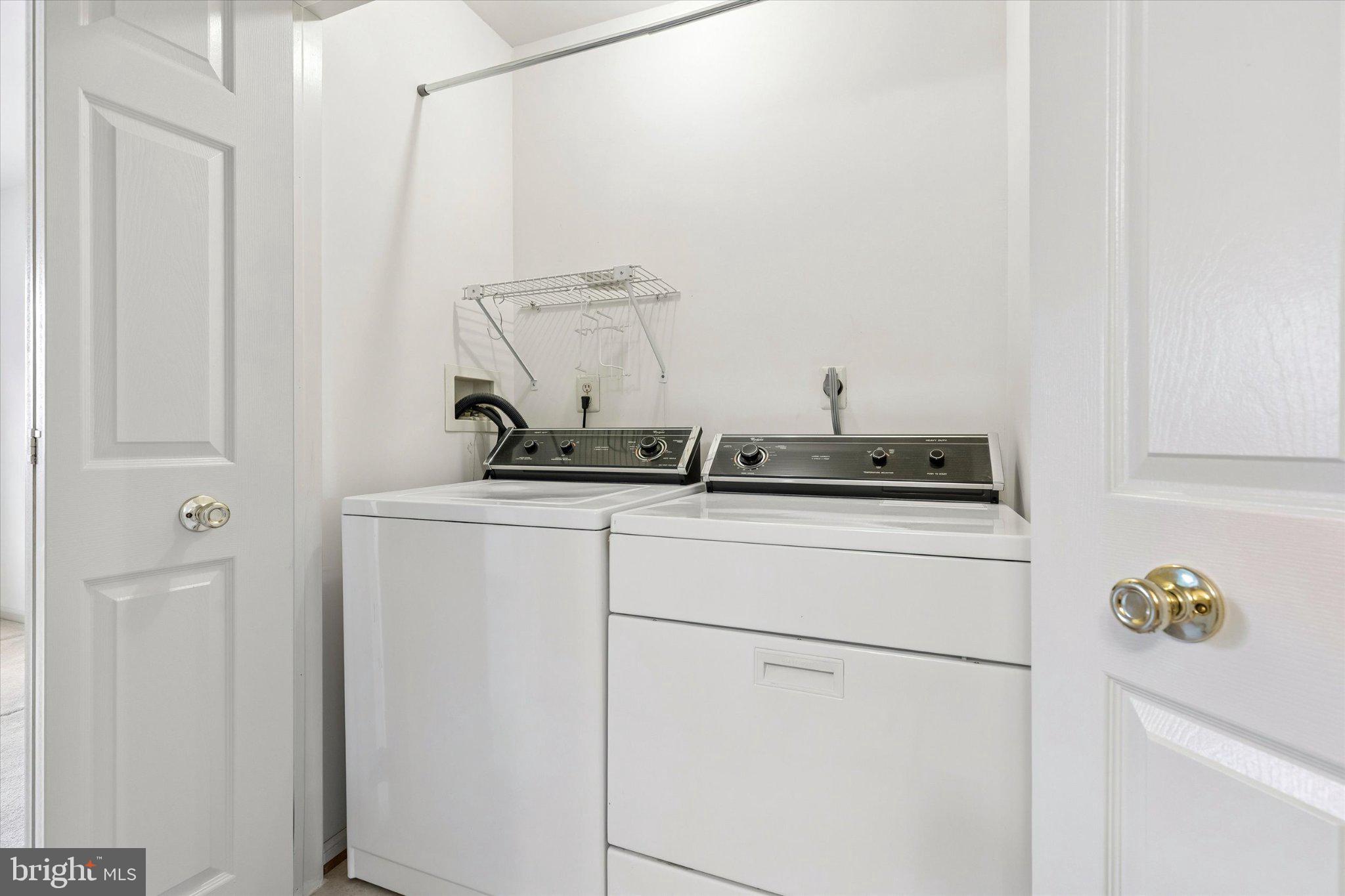 STOTESBURY TWHSE - Residential