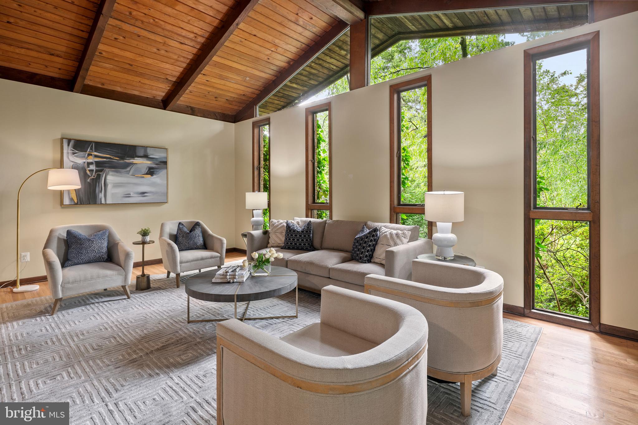 WOODMONT - Residential