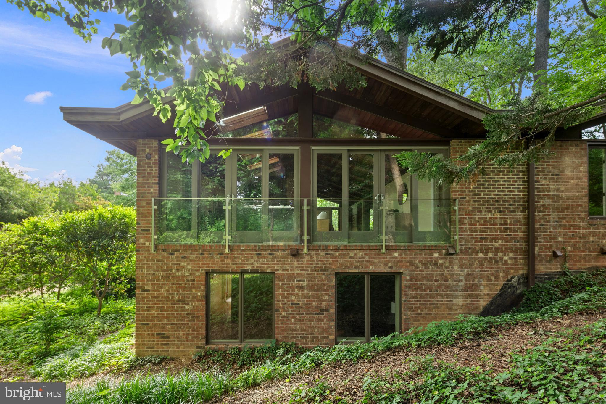 WOODMONT - Residential