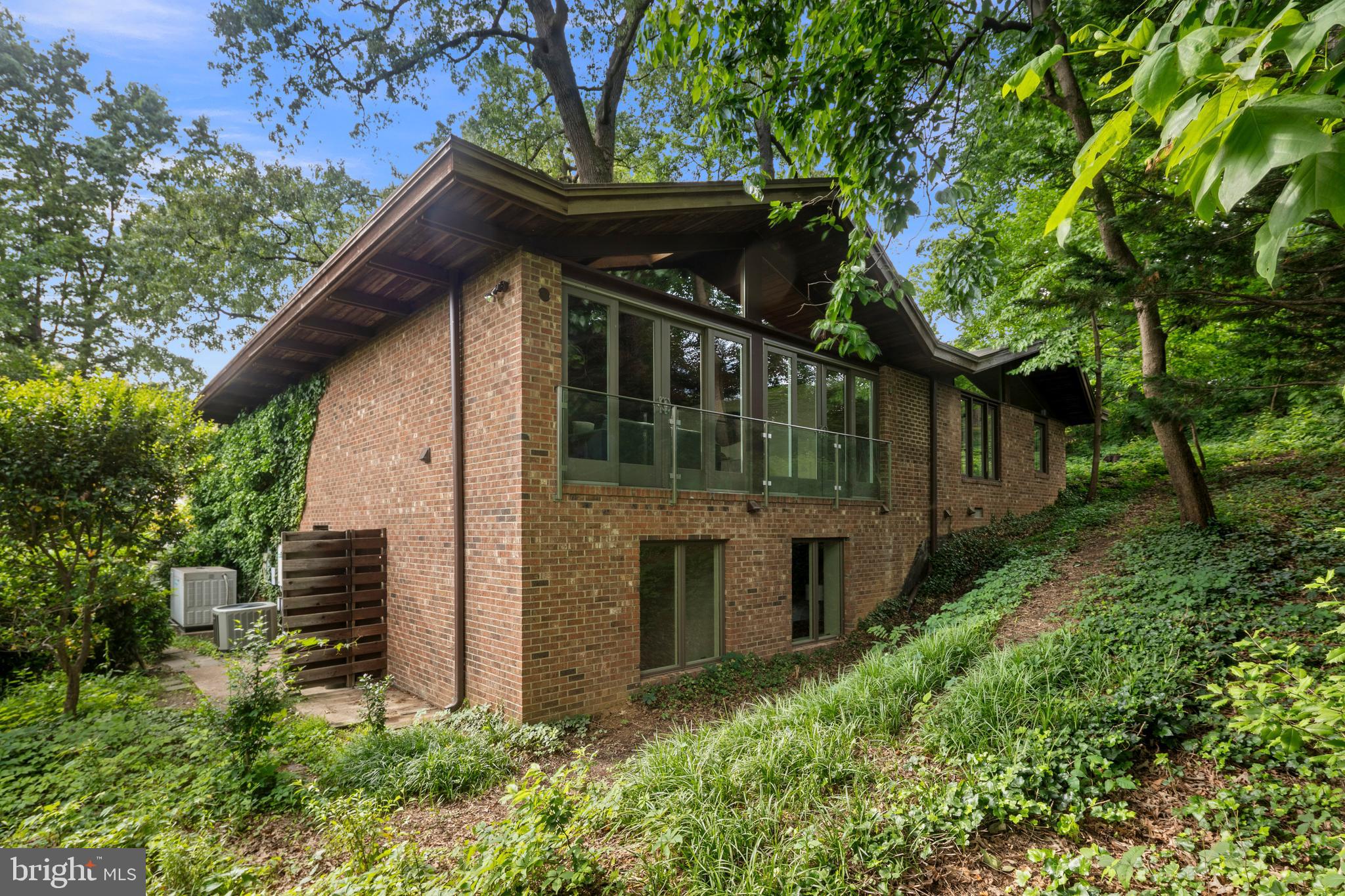 WOODMONT - Residential