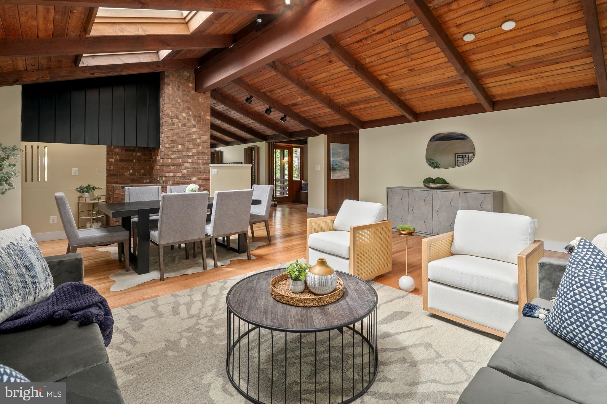 WOODMONT - Residential