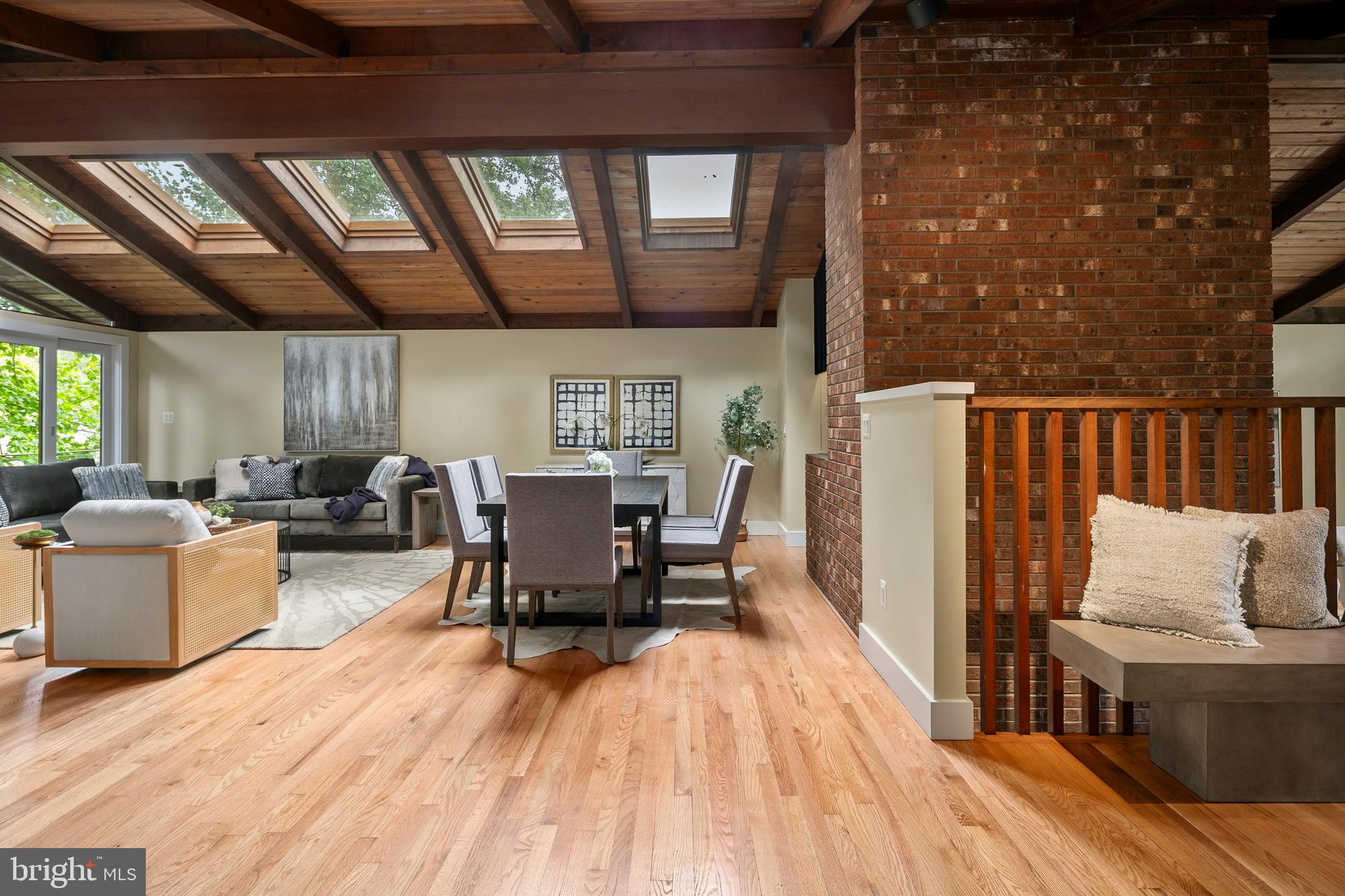 WOODMONT - Residential