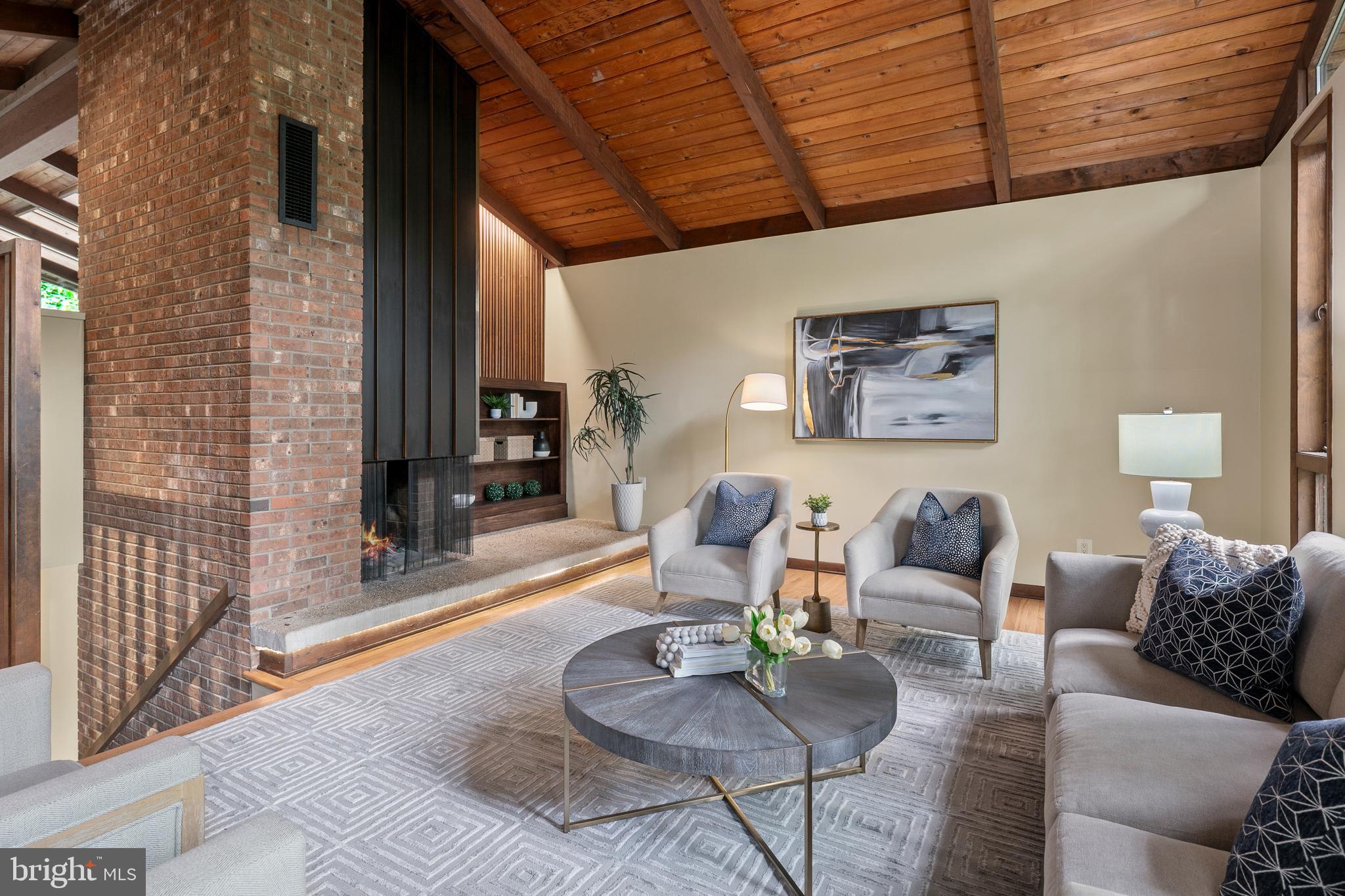 WOODMONT - Residential