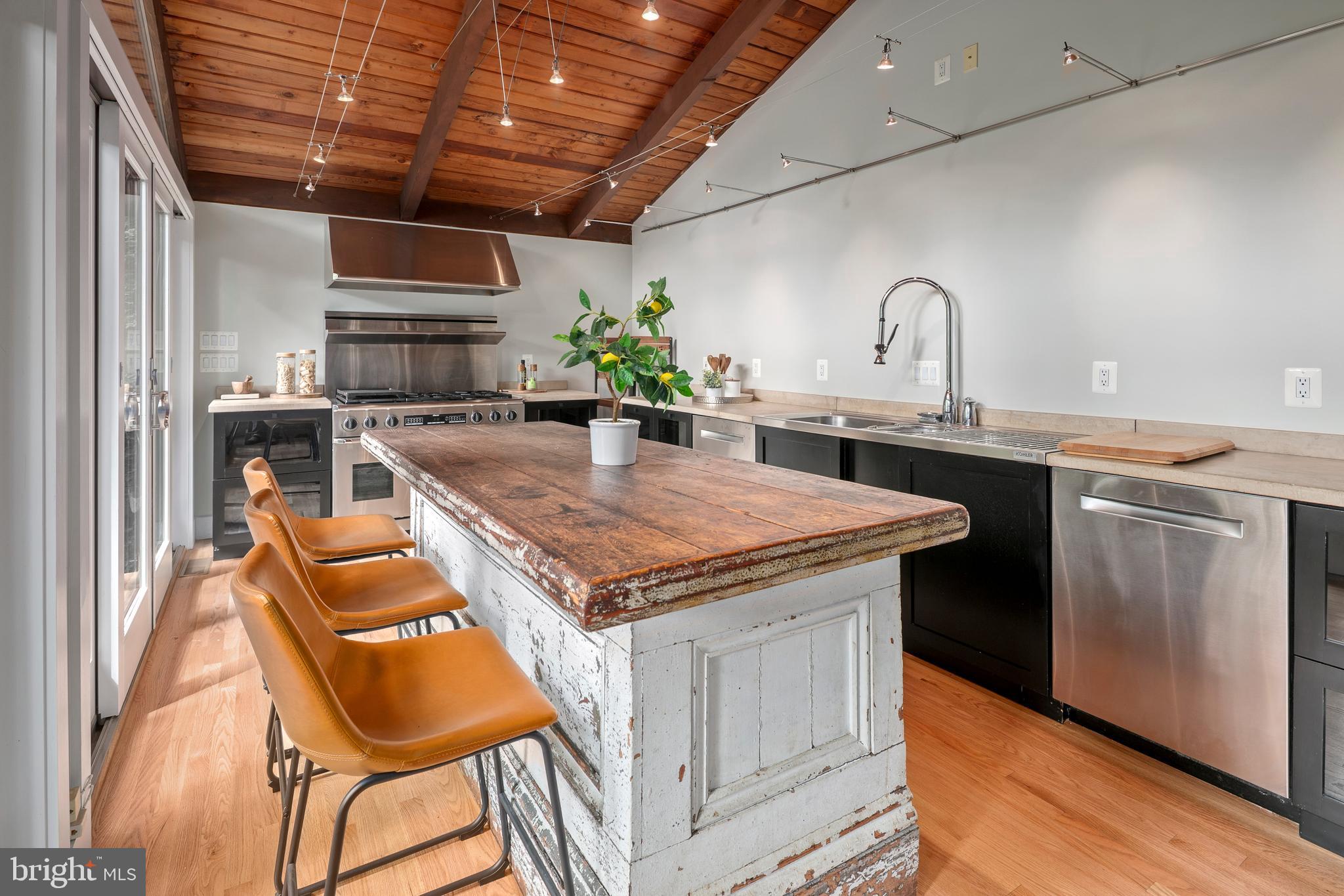 WOODMONT - Residential