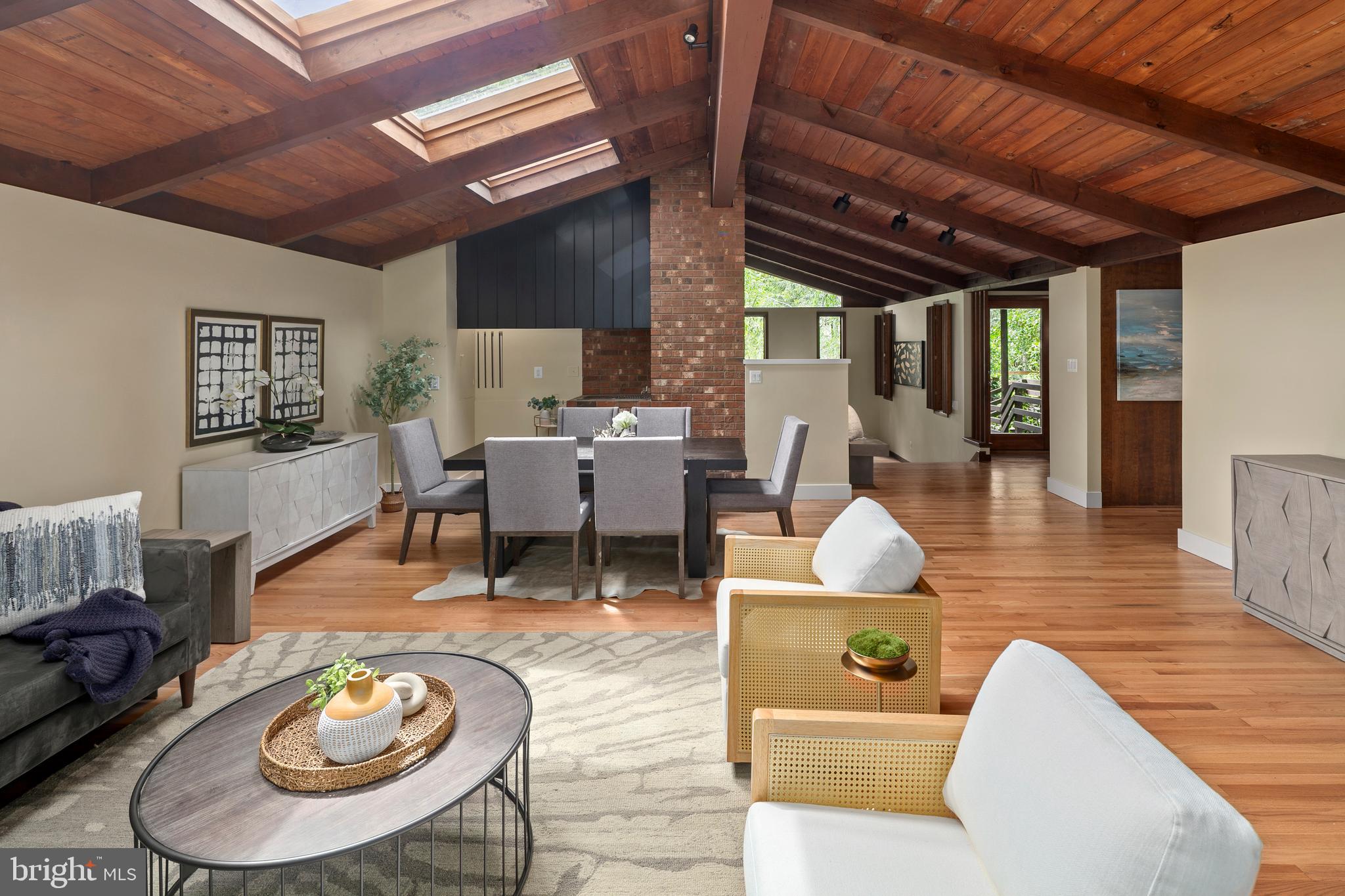 WOODMONT - Residential