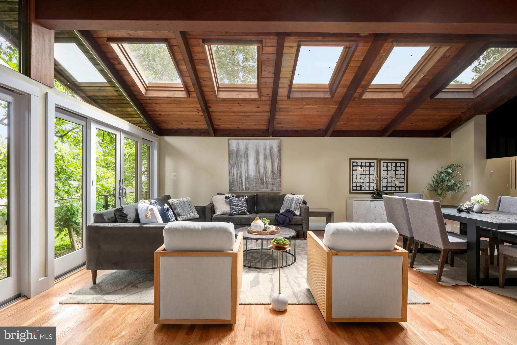 WOODMONT - Residential