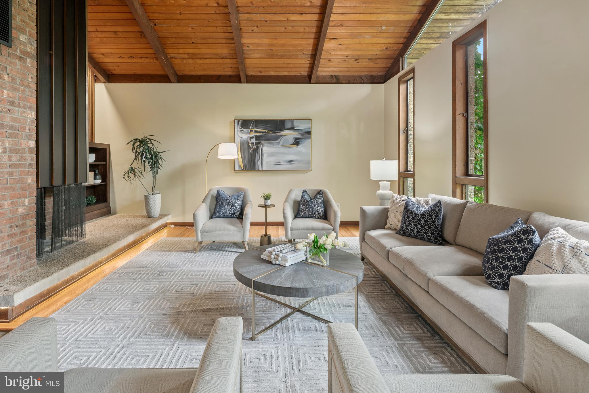 WOODMONT - Residential