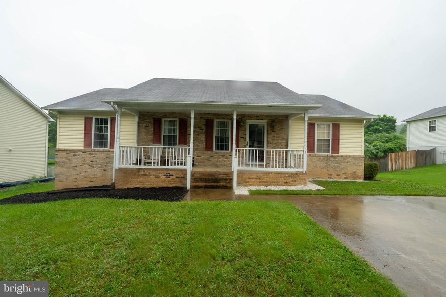 This is a lovely home!! From the large family room opening to the dinning/kitchen, the nice deck looking out on the level yard, bright and spacious Master bedroom with a Master Bath Hot tub, fully finished basement with a chimney, guess room and full bath, close to Rt. 66, the great community - all these things make this house a very special home!