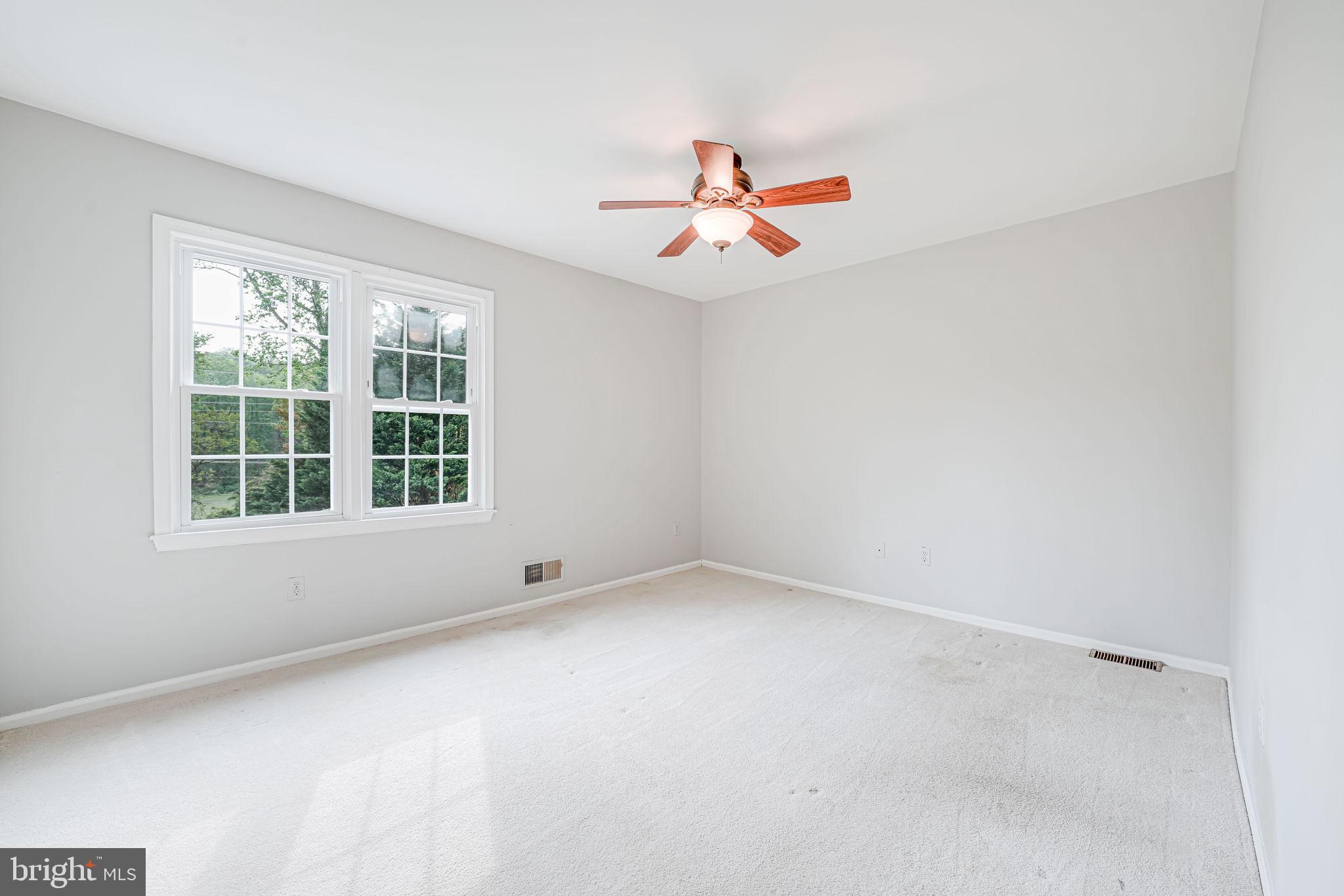 CLARKS CROSSING - Residential