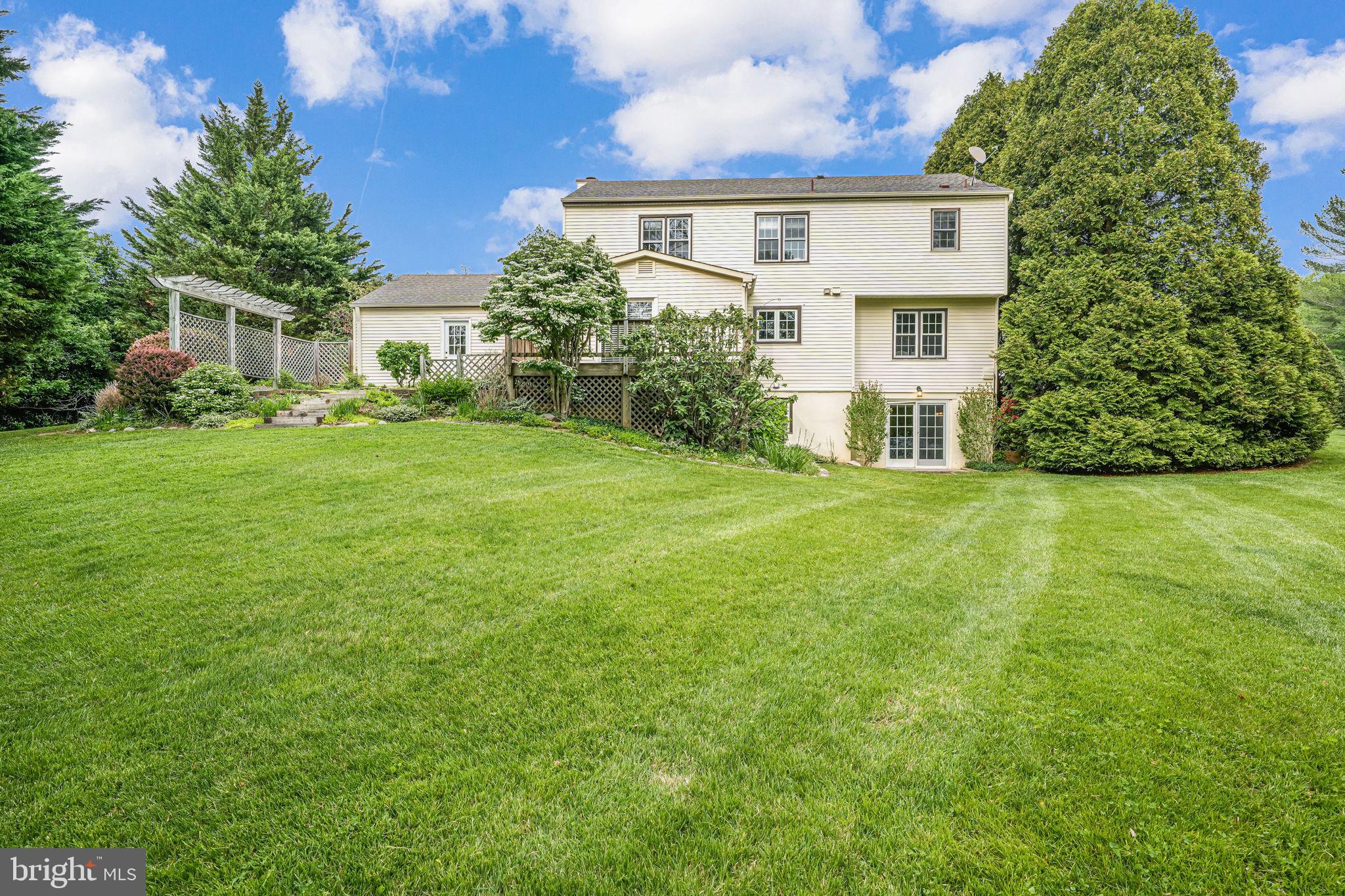 CLARKS CROSSING - Residential