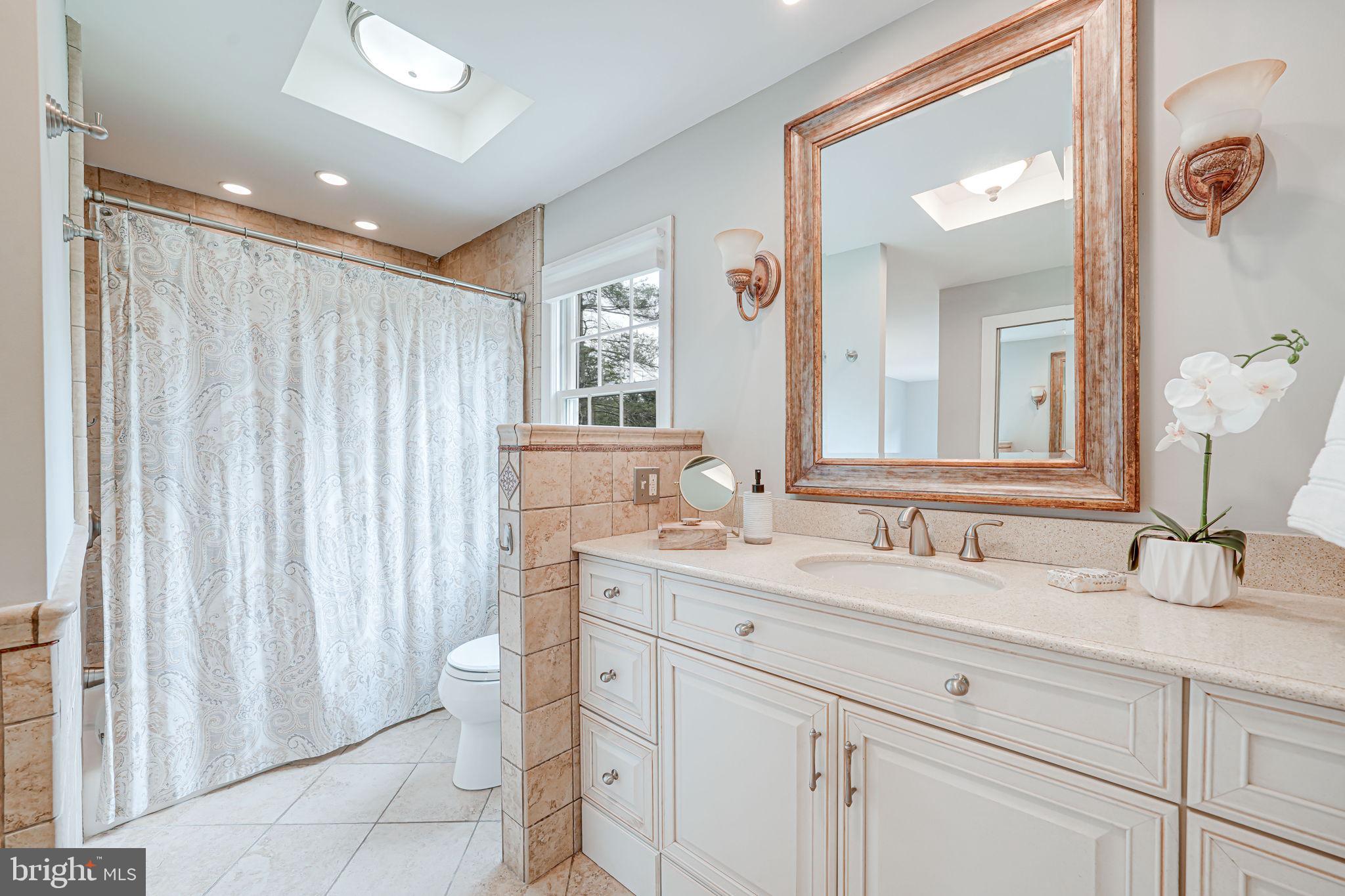 CLARKS CROSSING - Residential