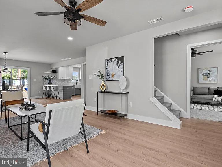 LEVITTOWN - Residential