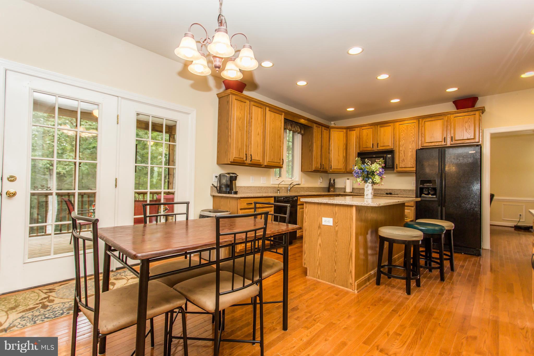 ROLLING MEADOWS - Residential