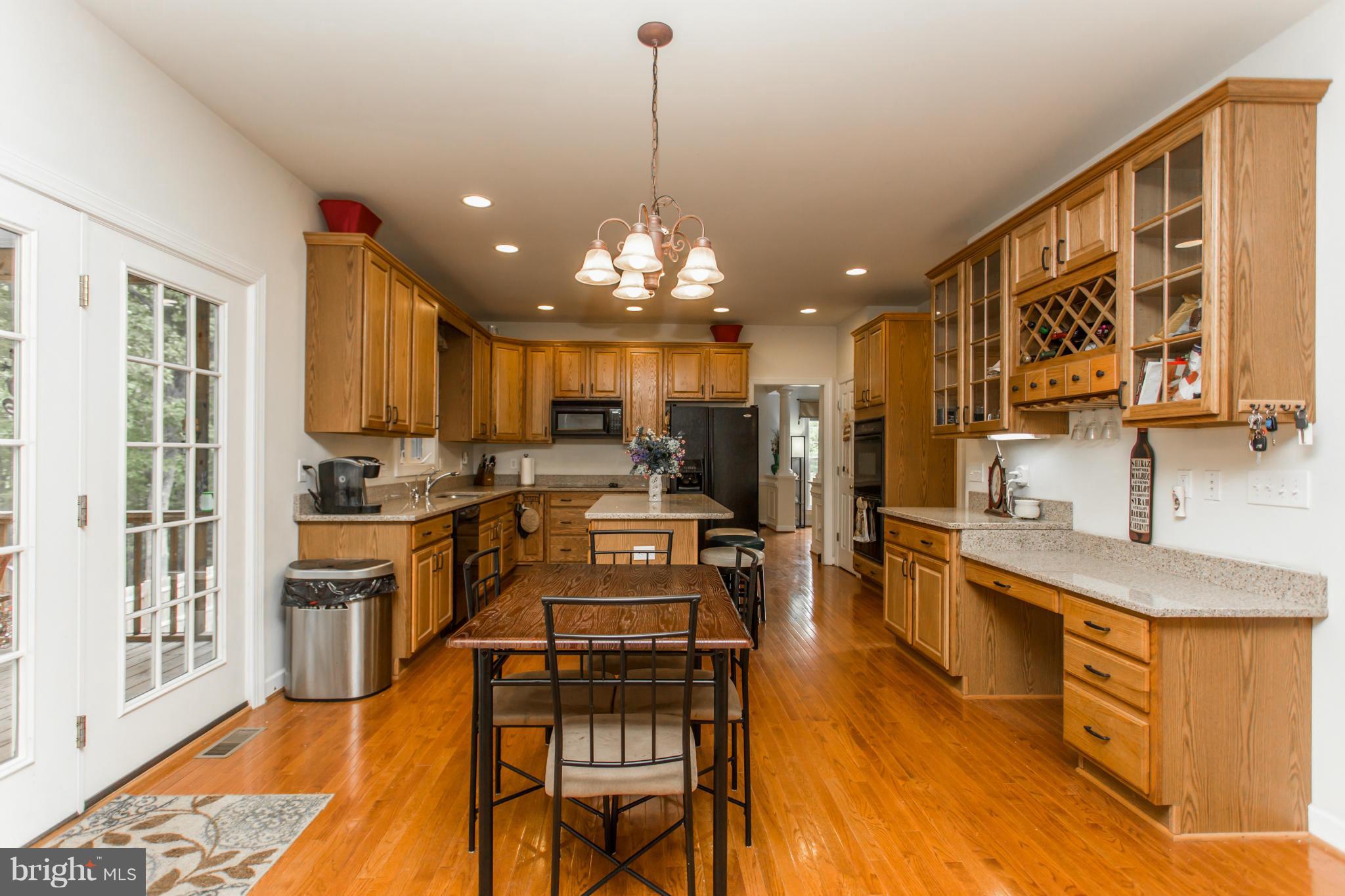 ROLLING MEADOWS - Residential