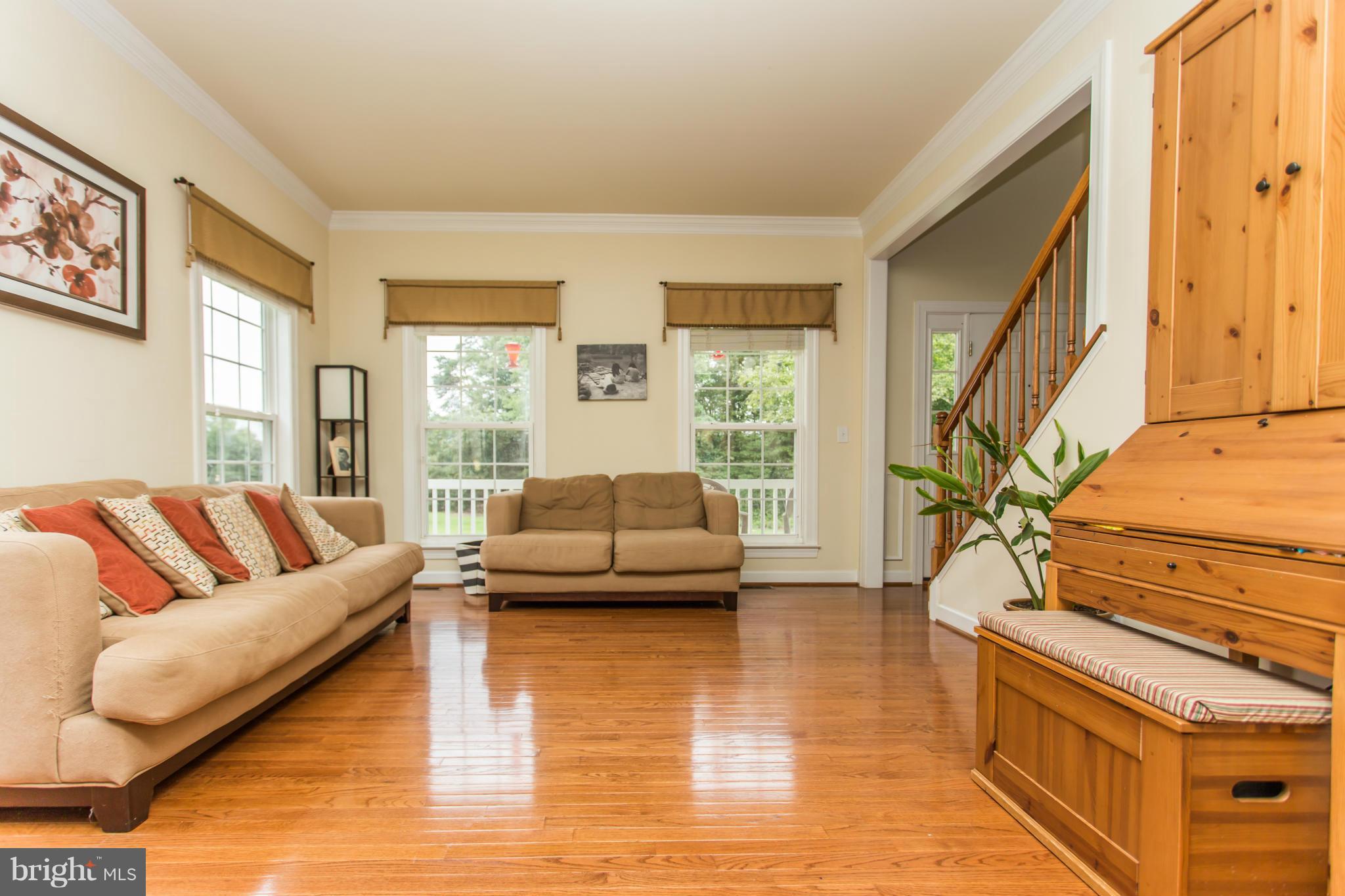 ROLLING MEADOWS - Residential