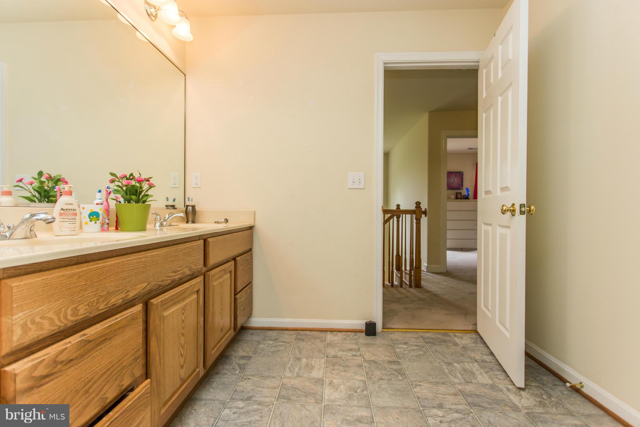 ROLLING MEADOWS - Residential