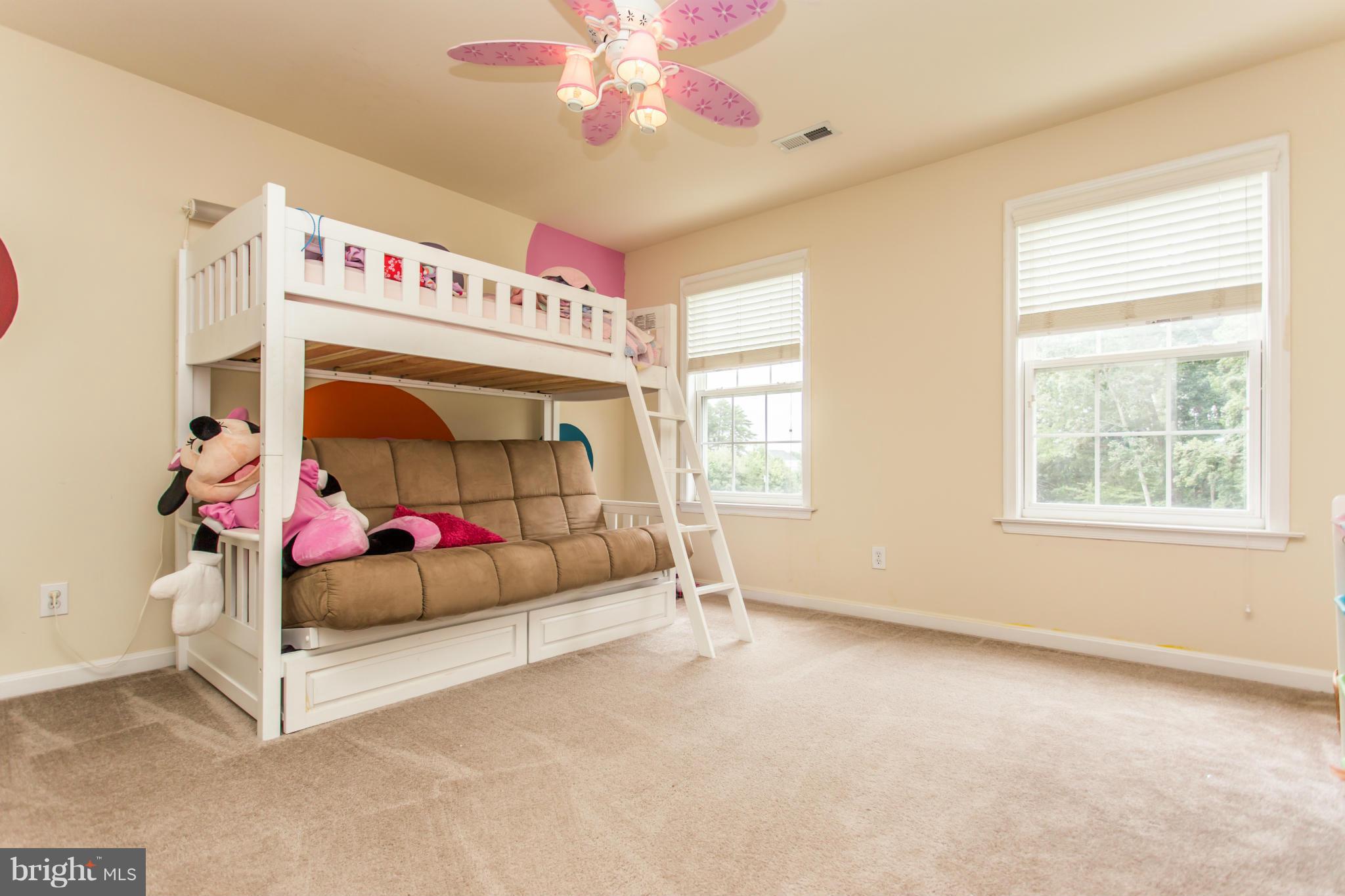 ROLLING MEADOWS - Residential