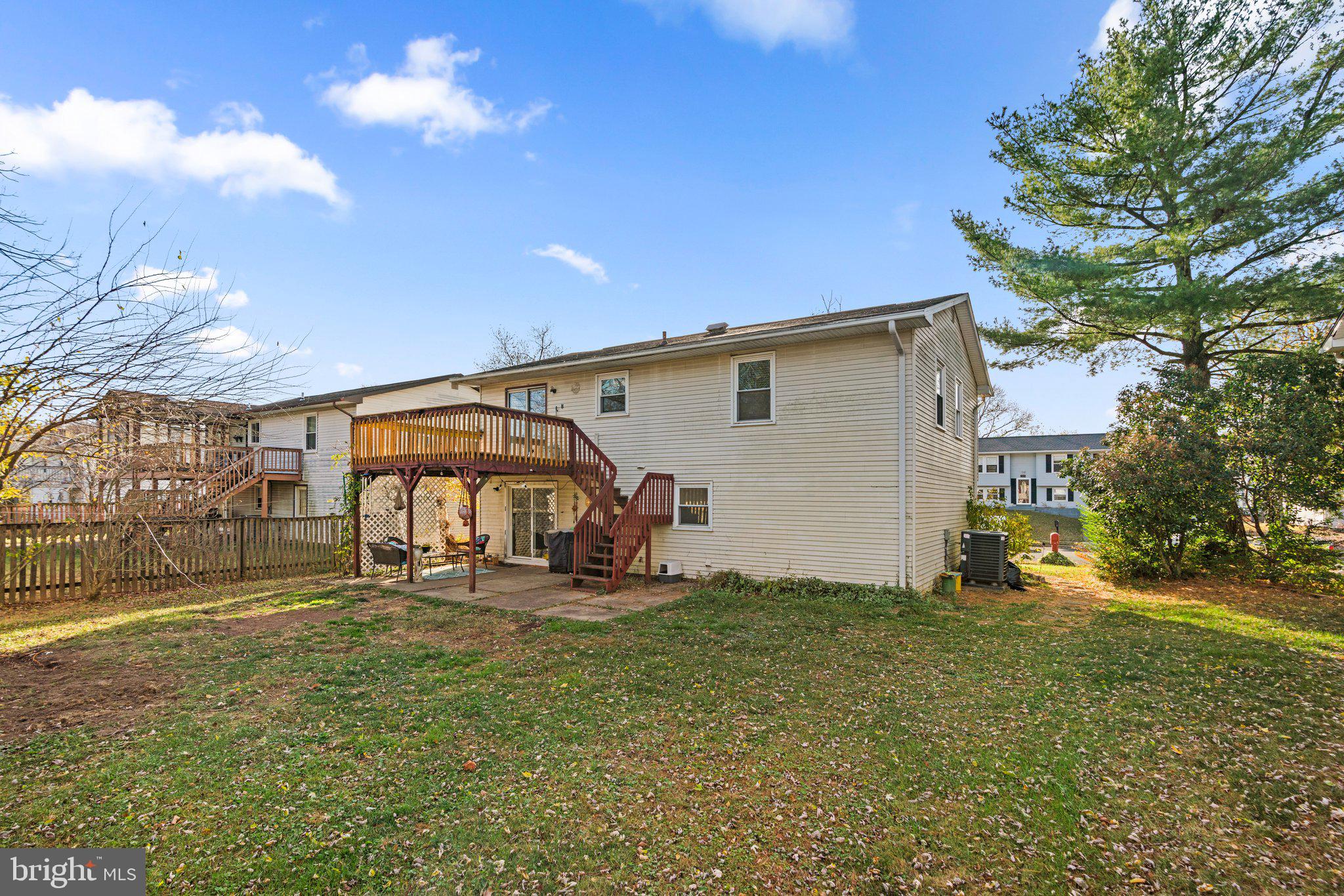 FOUR SEASONS ESTATES - Residential