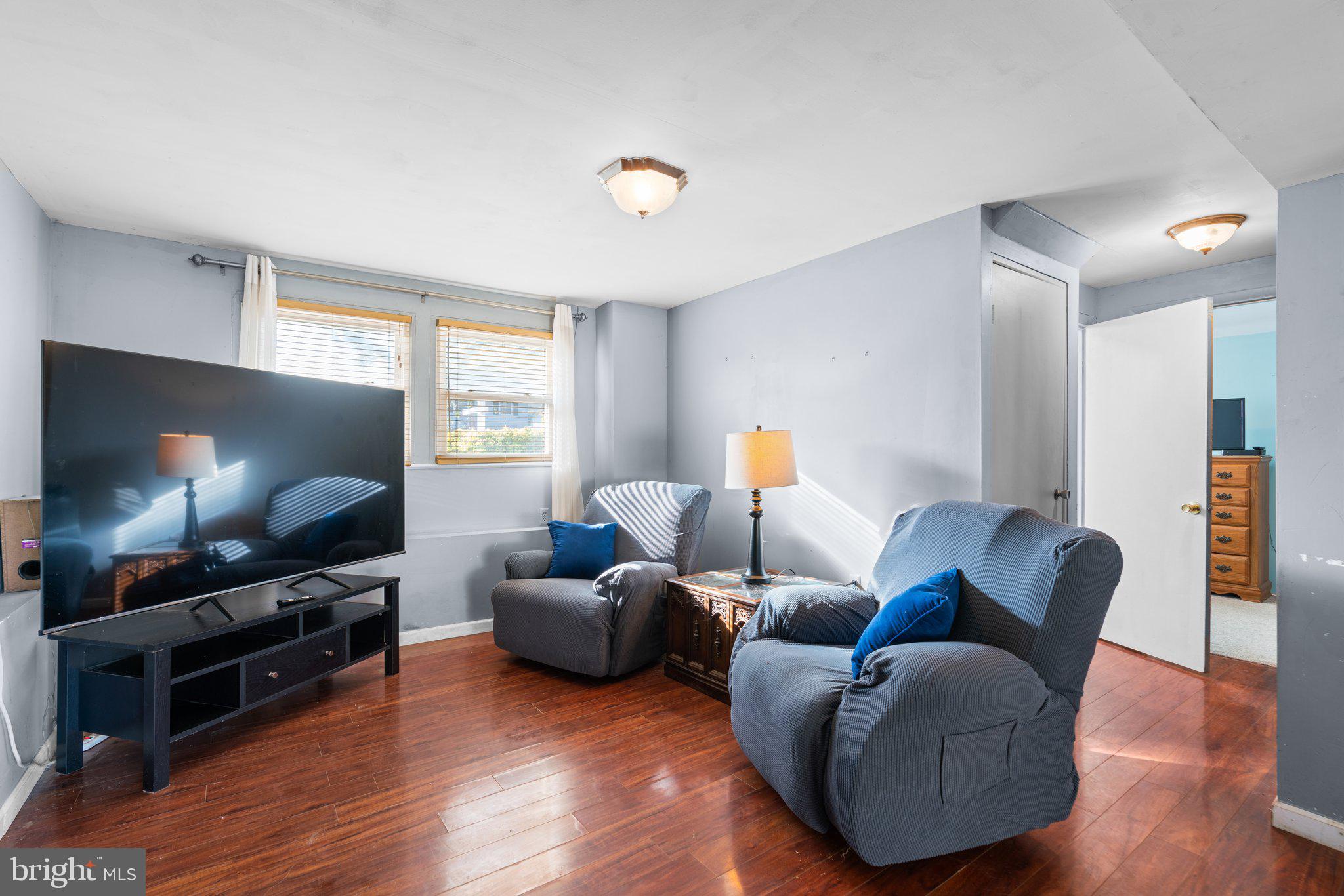 FOUR SEASONS ESTATES - Residential