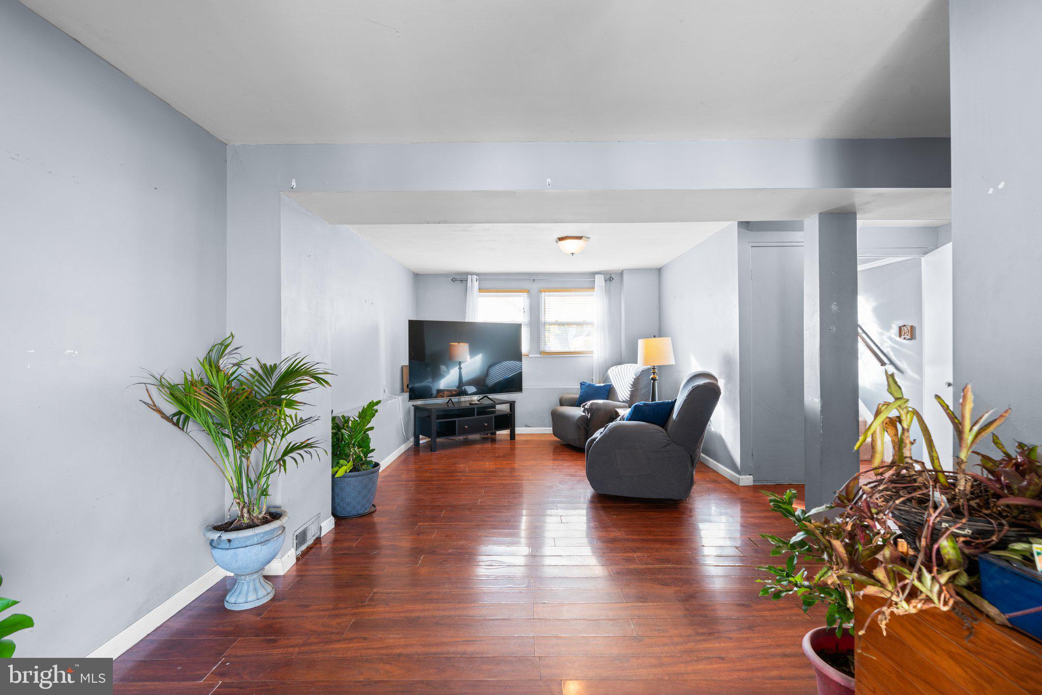 FOUR SEASONS ESTATES - Residential