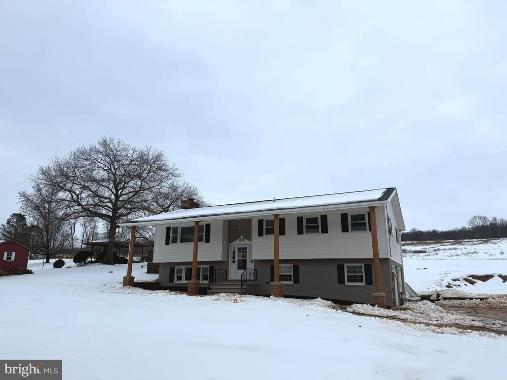 Photo of 4092 Manchester Street, GLEN ROCK, PA 17327 (MLS # PAYK2097580)