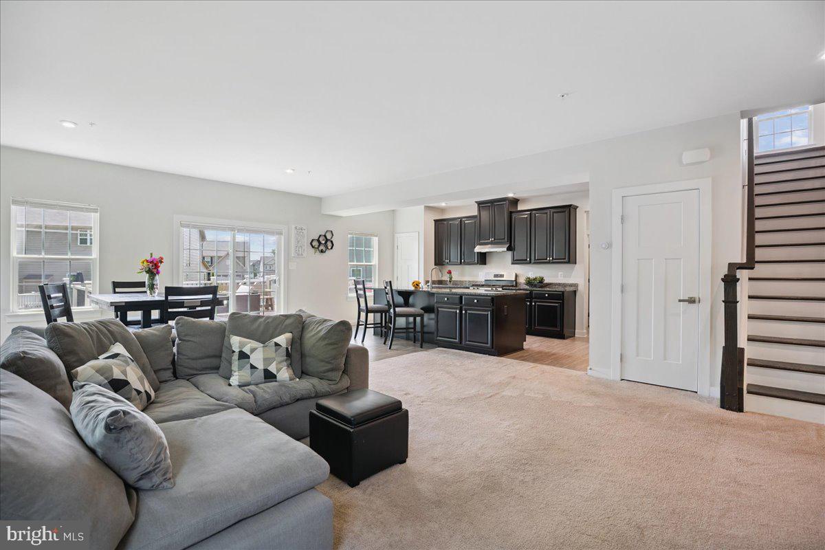 BRENTWOOD - Residential