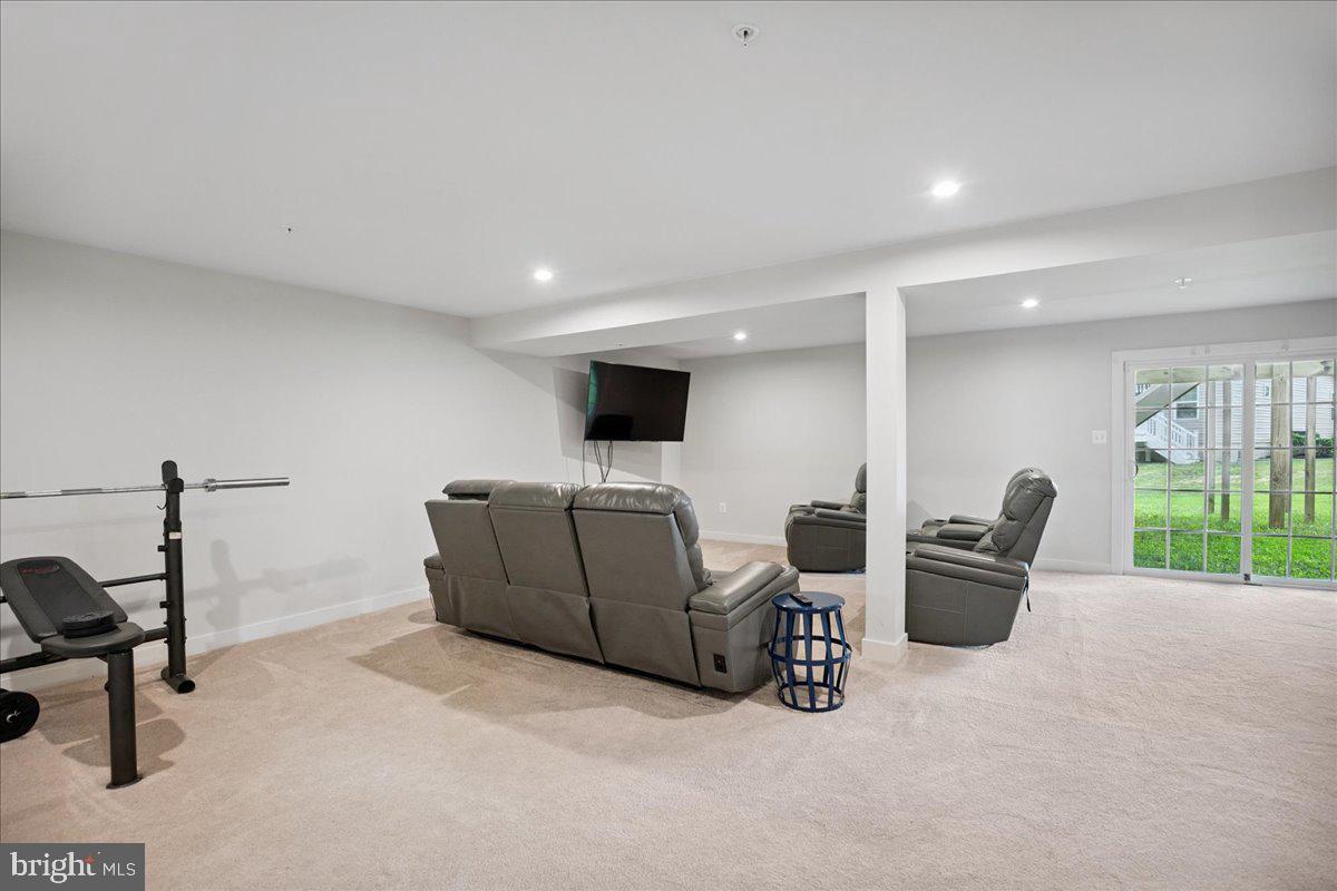 BRENTWOOD - Residential