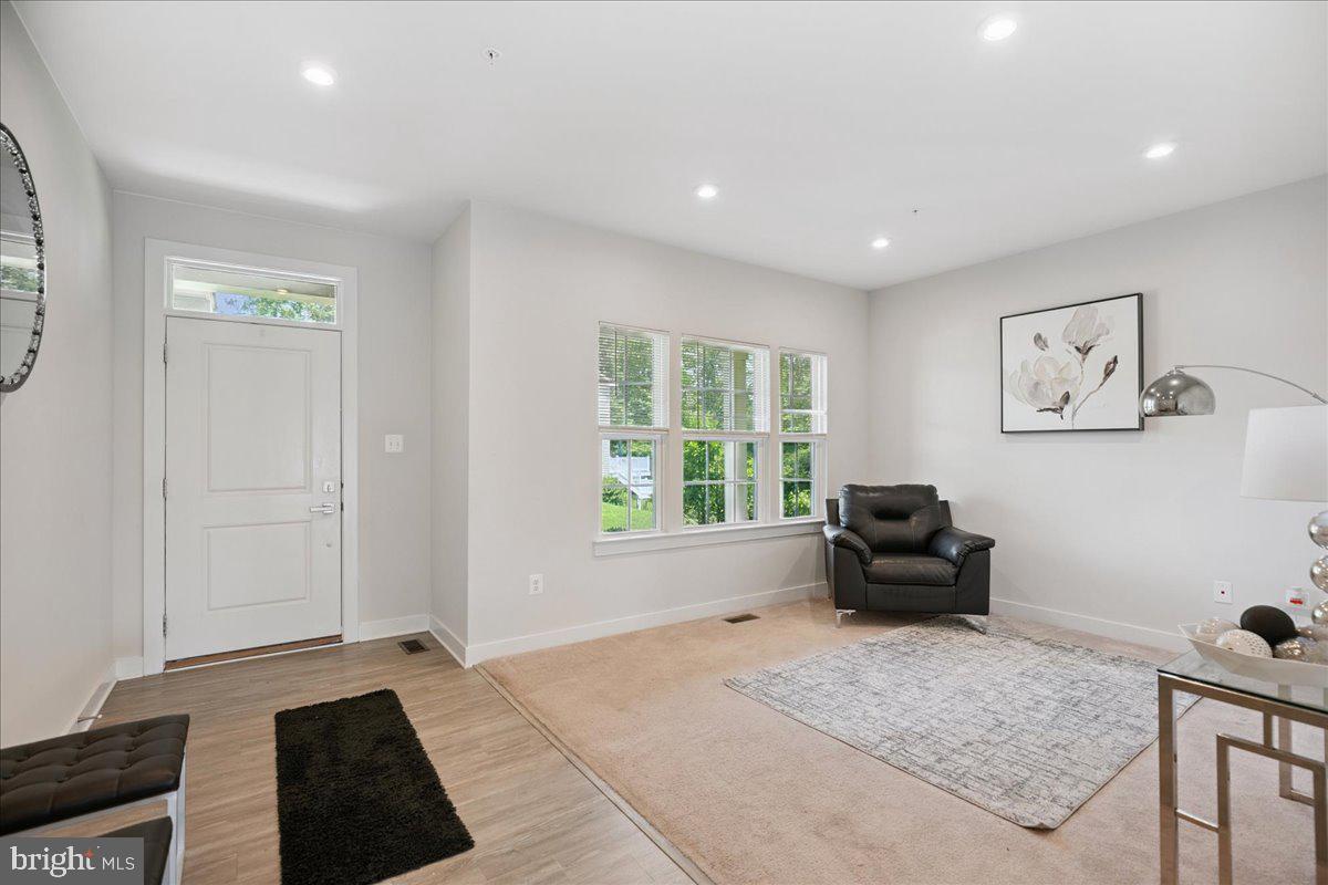 BRENTWOOD - Residential