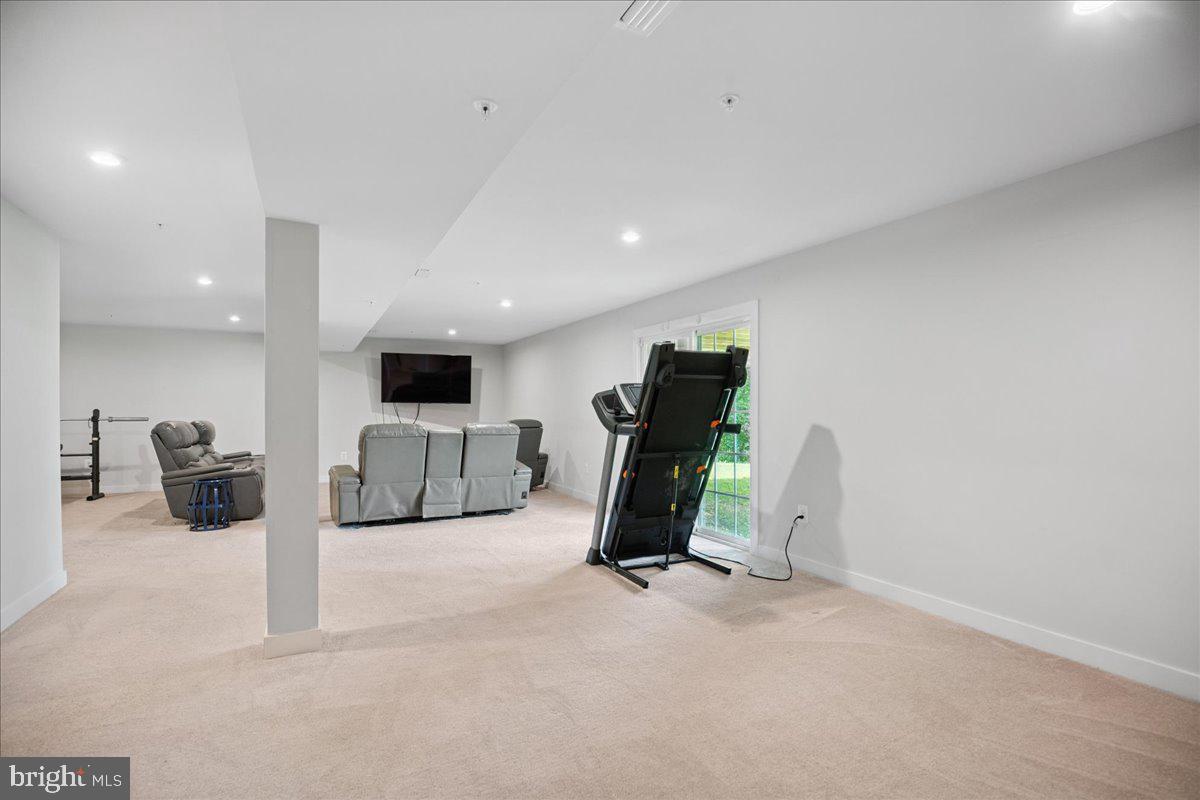 BRENTWOOD - Residential