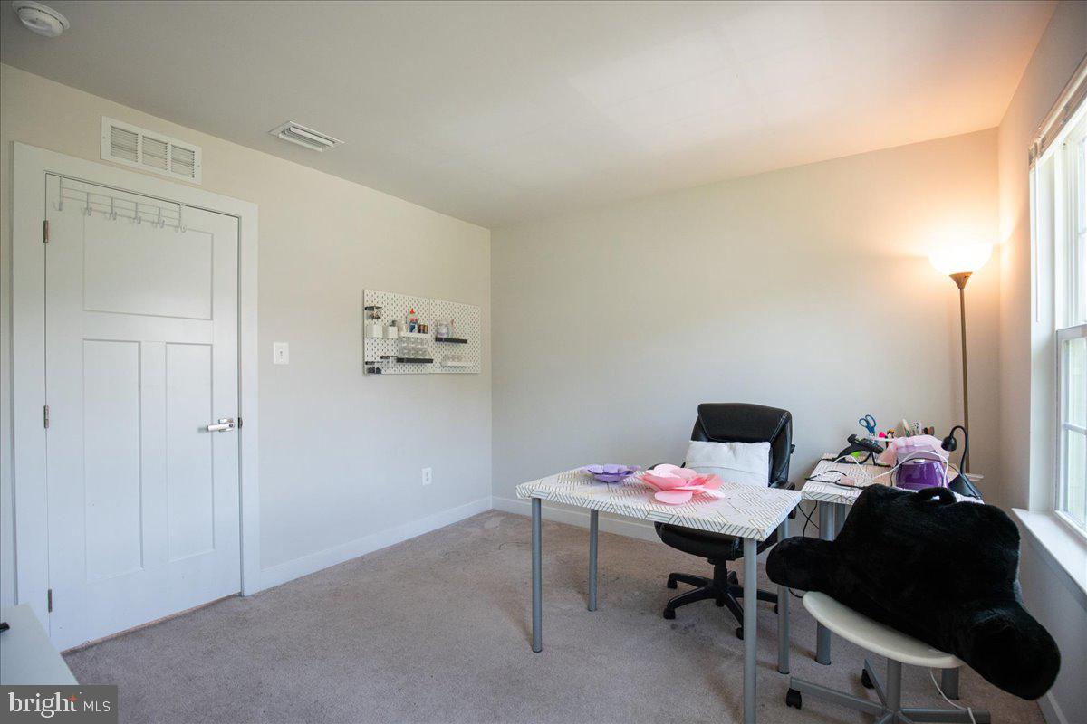 BRENTWOOD - Residential