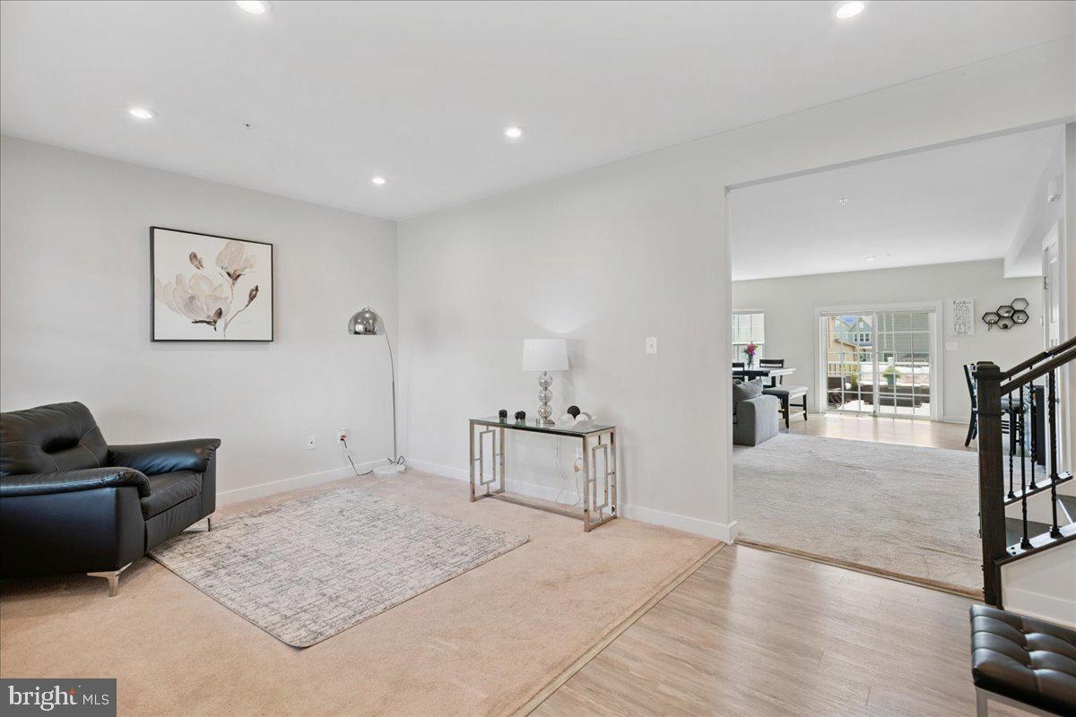 BRENTWOOD - Residential