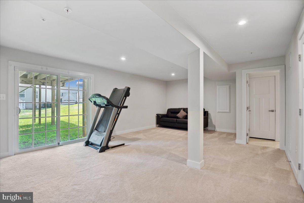 BRENTWOOD - Residential