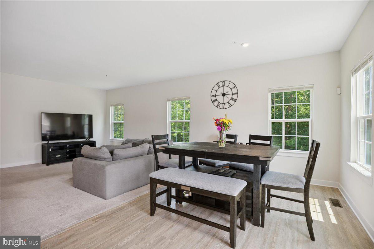 BRENTWOOD - Residential