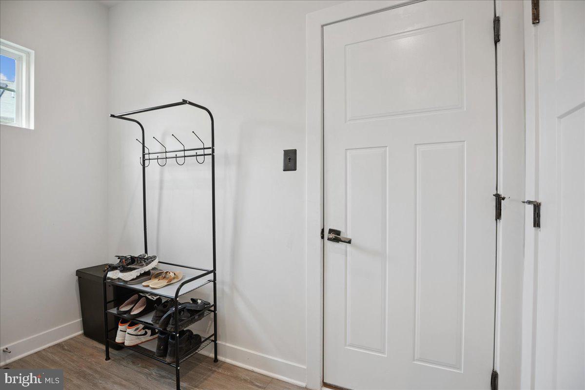 BRENTWOOD - Residential