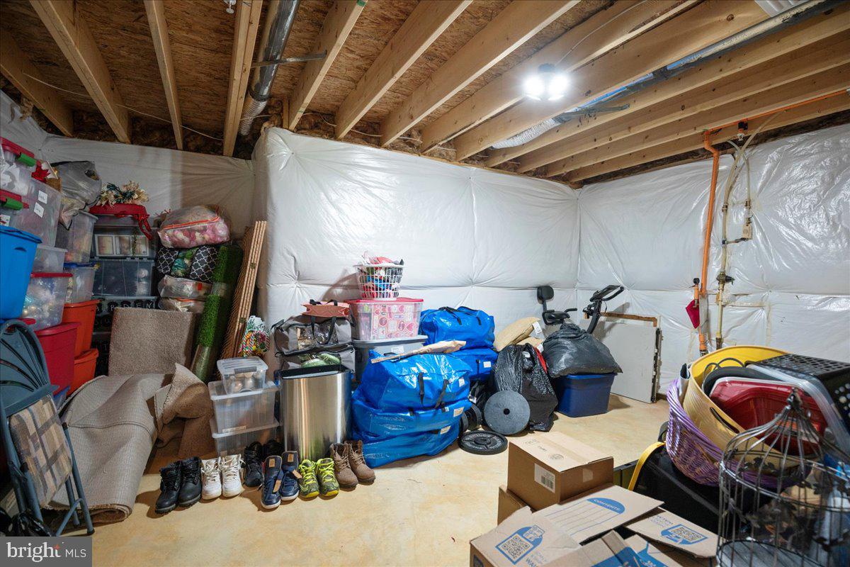 BRENTWOOD - Residential