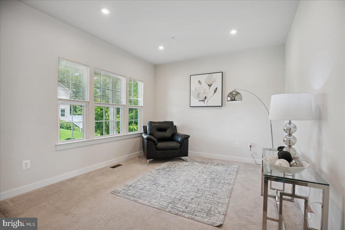 BRENTWOOD - Residential