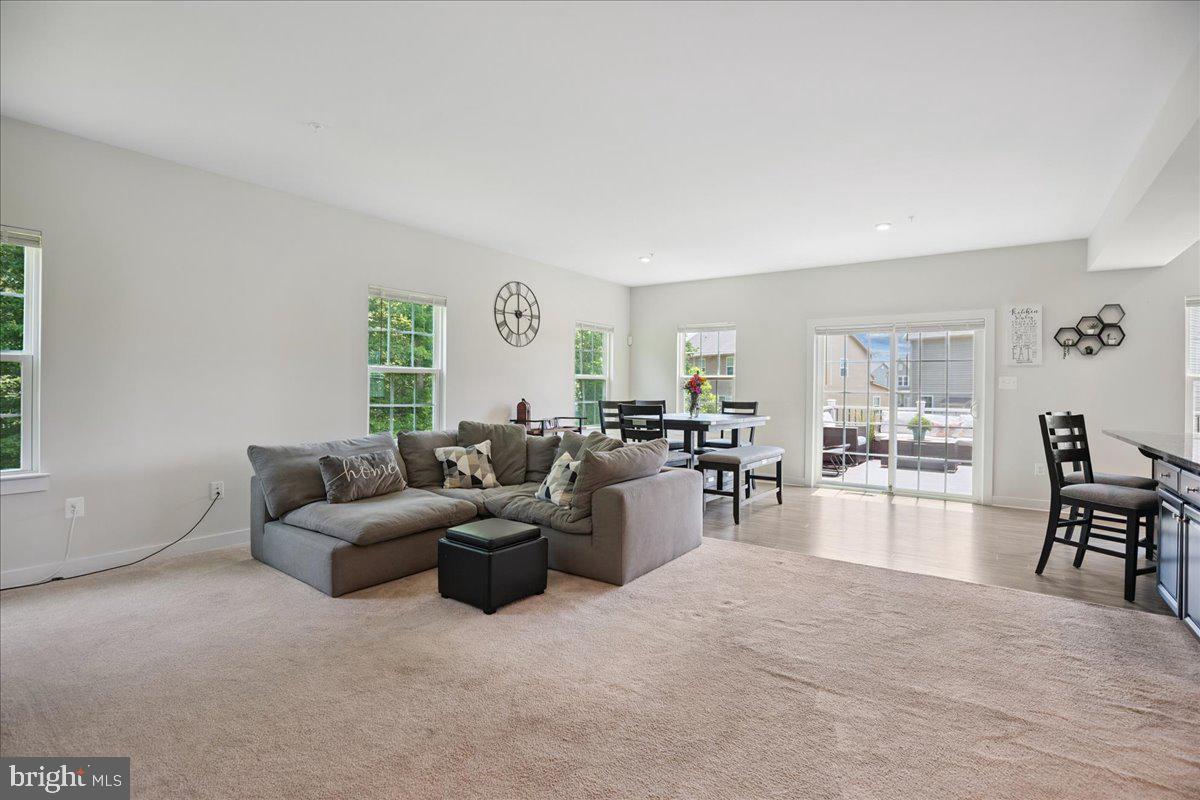 BRENTWOOD - Residential