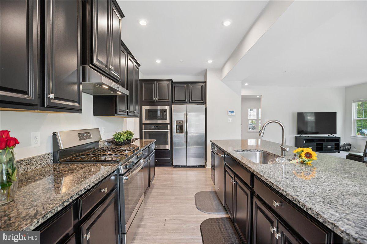 BRENTWOOD - Residential