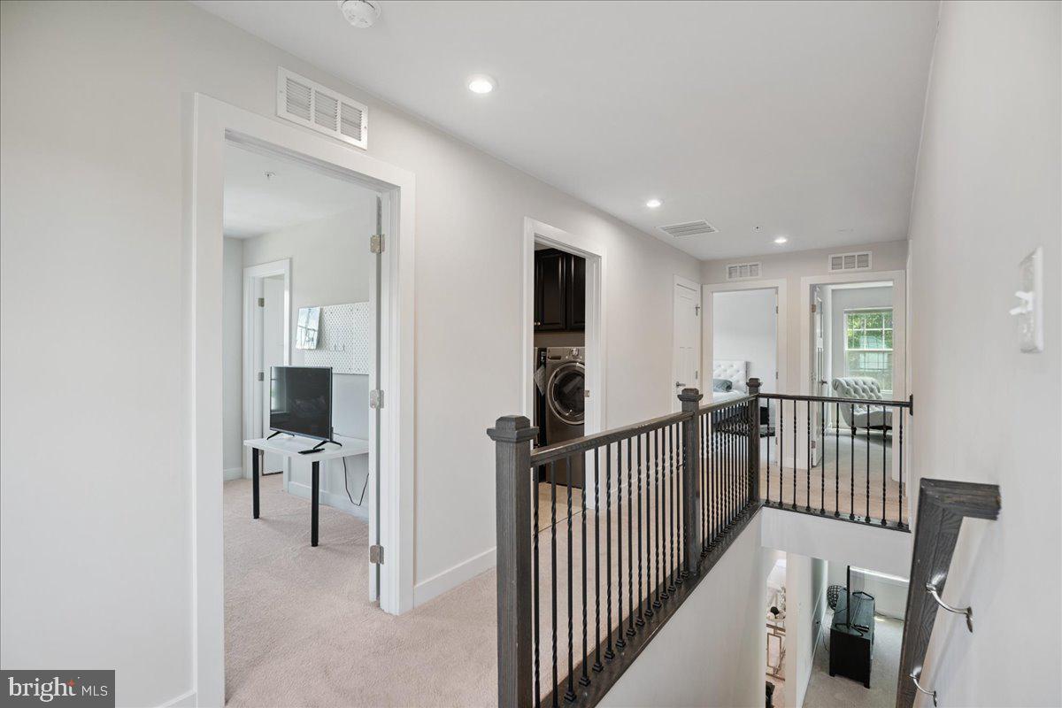 BRENTWOOD - Residential