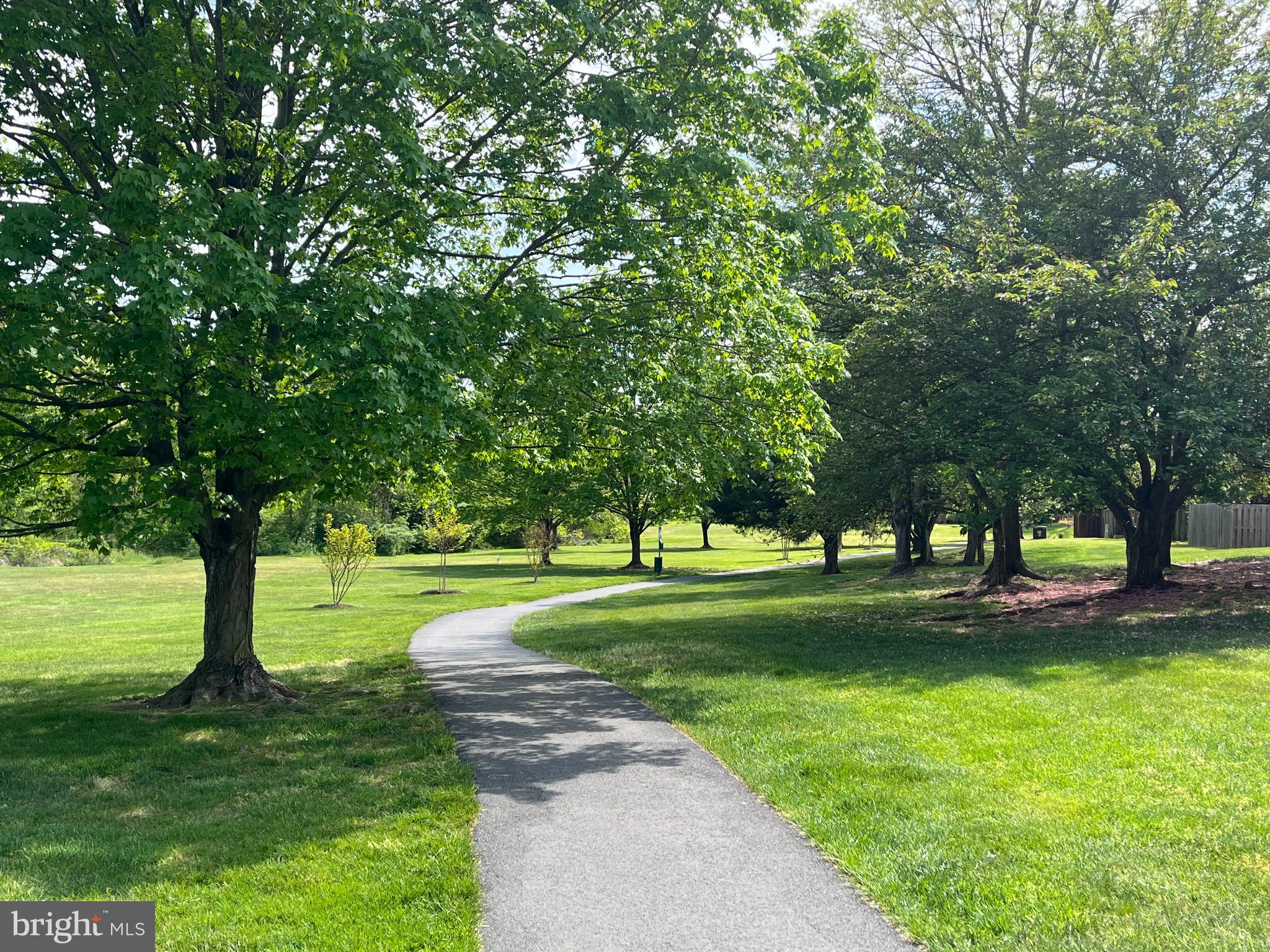 ASHBURN FARM - Residential Lease