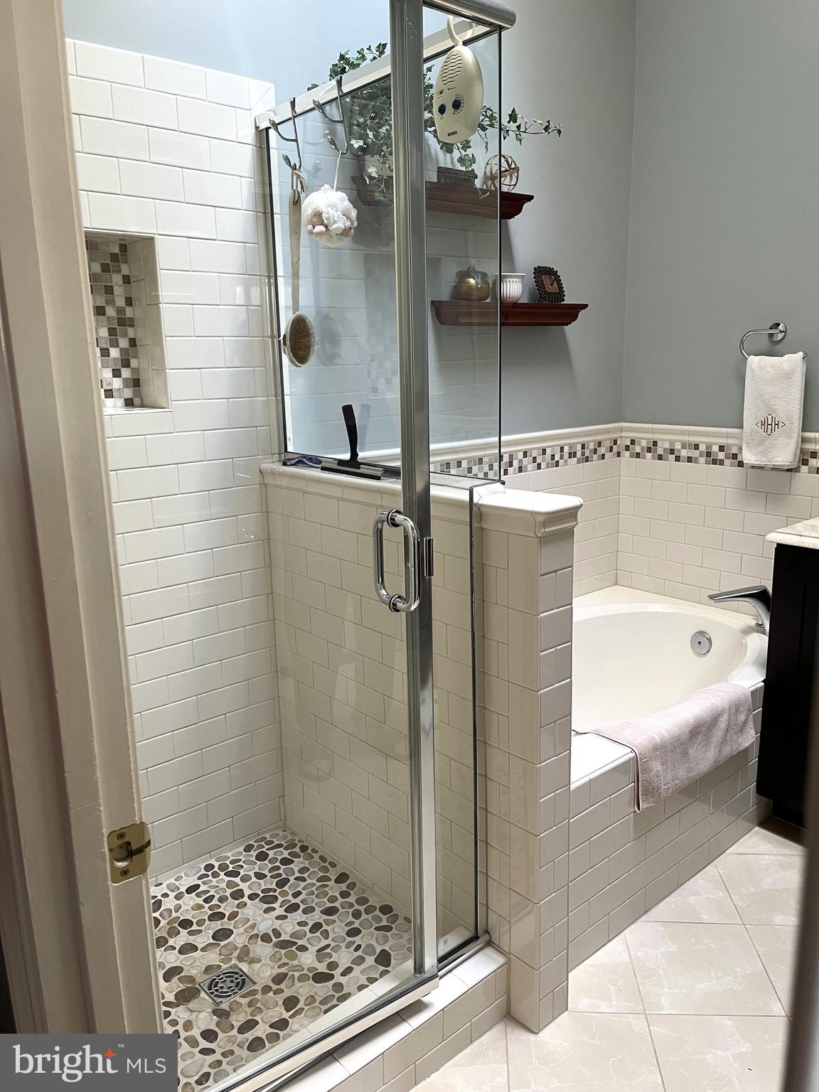 ASHBURN FARM - Residential Lease