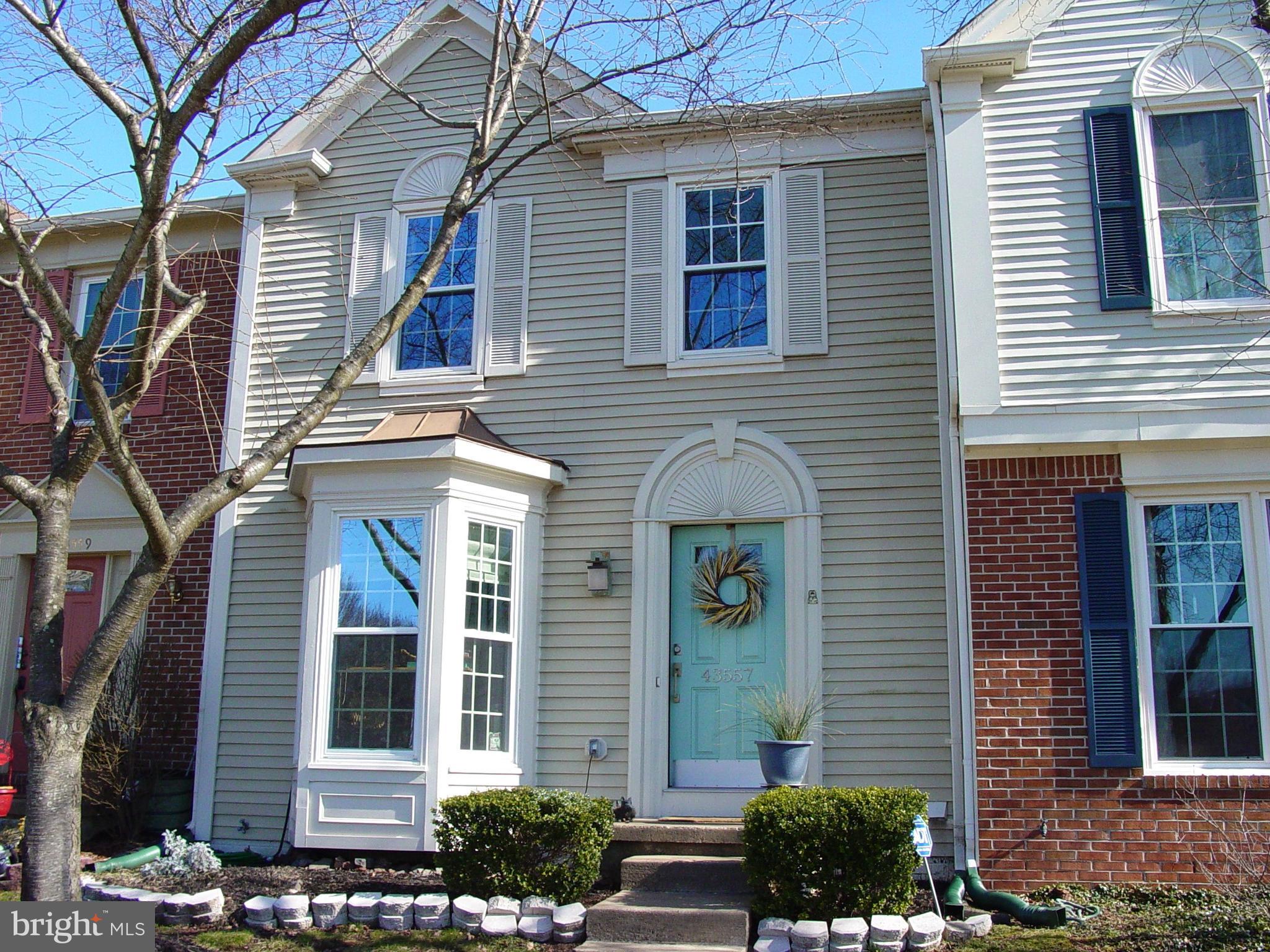 ASHBURN FARM - Residential Lease