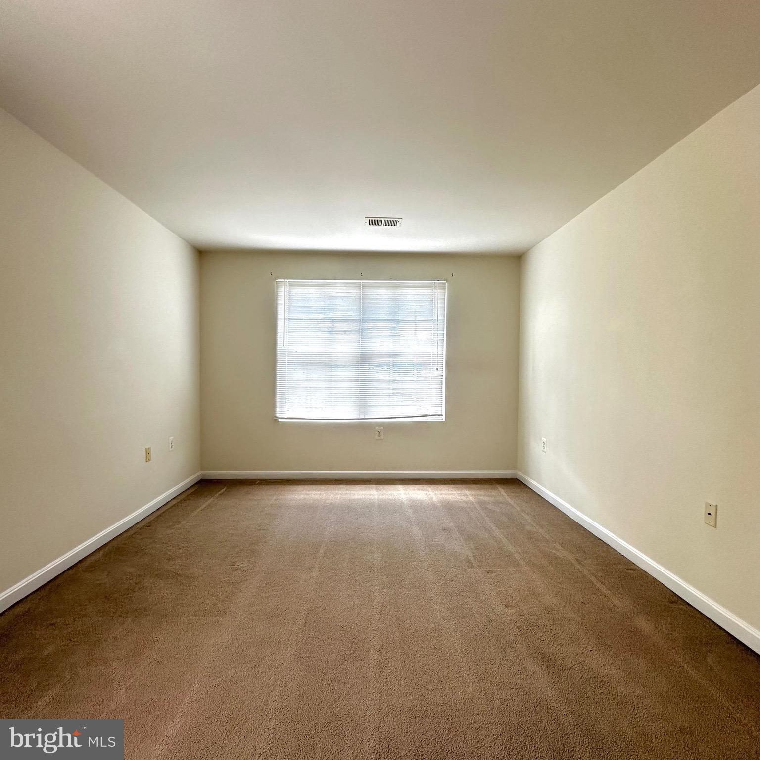 ONVILLE HEIGHTS - Residential Lease