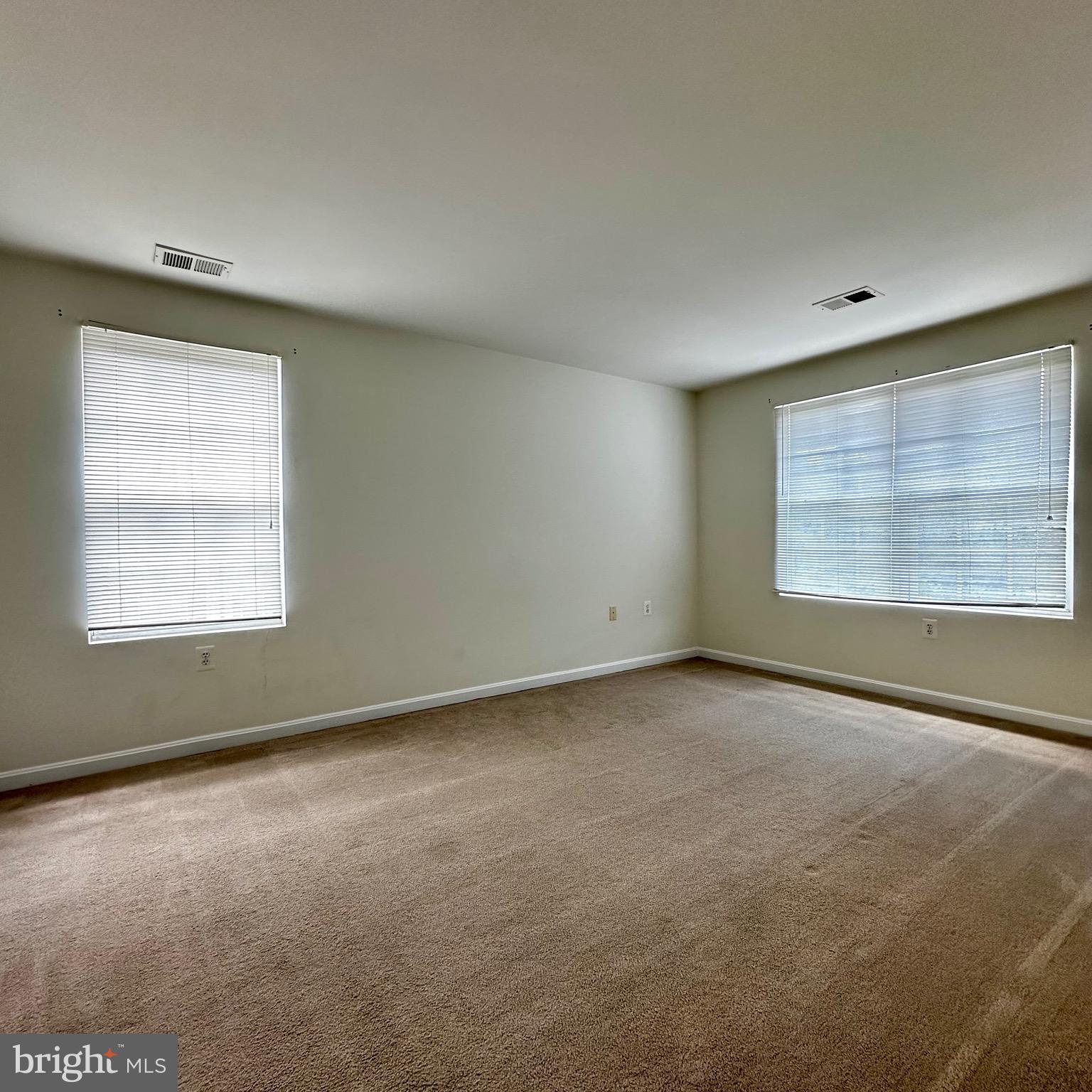 ONVILLE HEIGHTS - Residential Lease