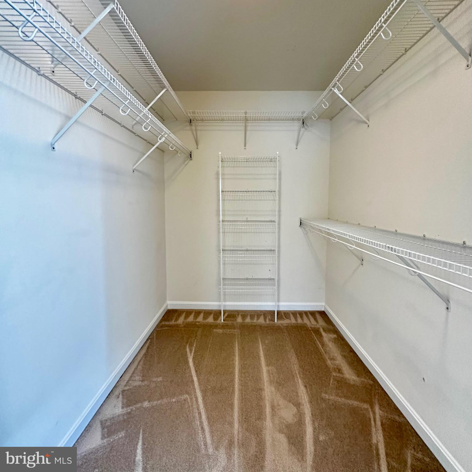 ONVILLE HEIGHTS - Residential Lease