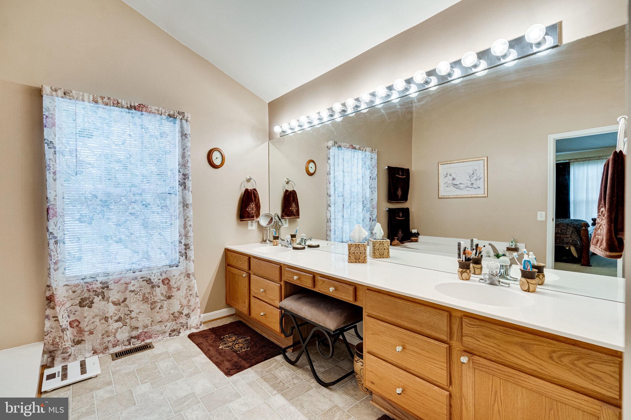 WELLINGTON - Residential