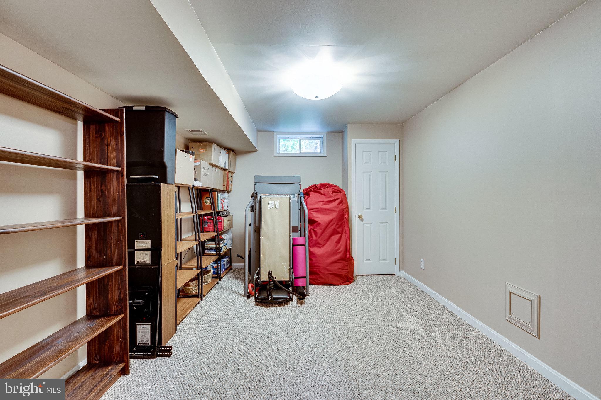 WELLINGTON - Residential