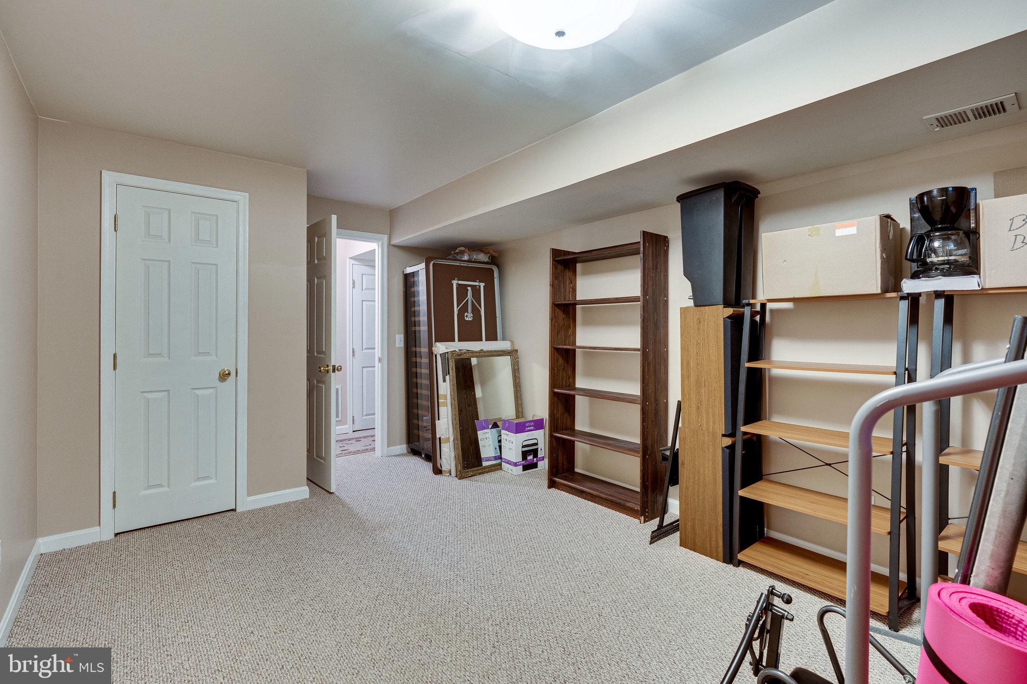 WELLINGTON - Residential