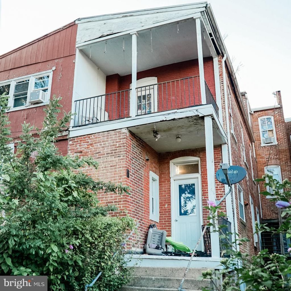 Photo of 648 E KING ST, LANCASTER, PA 17602 (MLS # PALA2030622)