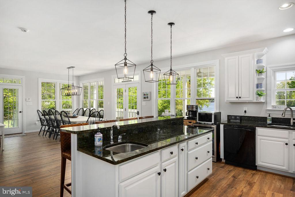 ANNA HIGHVIEW - Residential